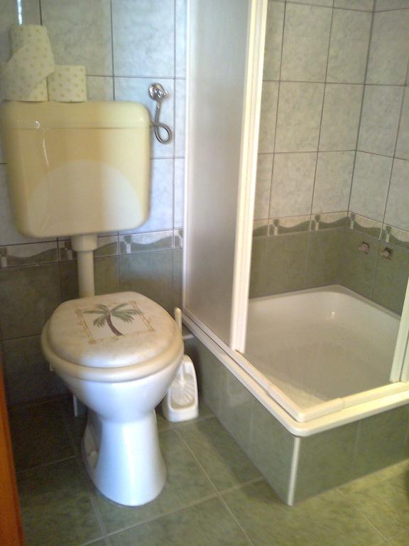 Marina-Buek Apartmanhaz 客房 照片